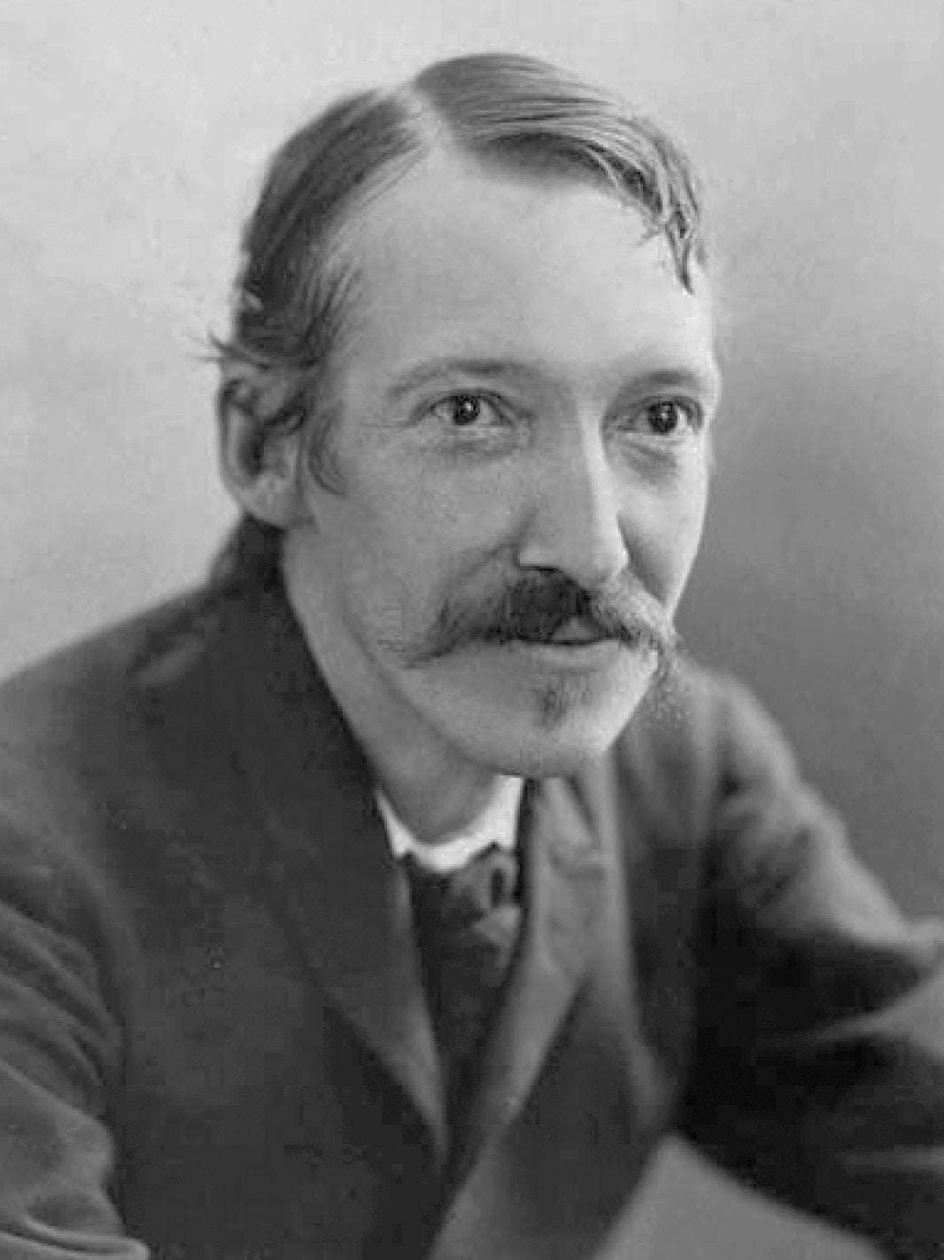 Photo of Robert Loius Stevenson