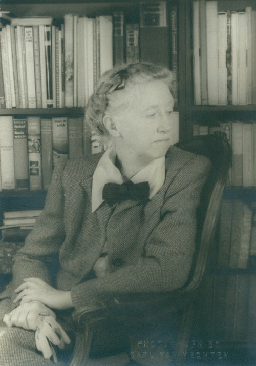 Portrait photograph of Marianne Moore