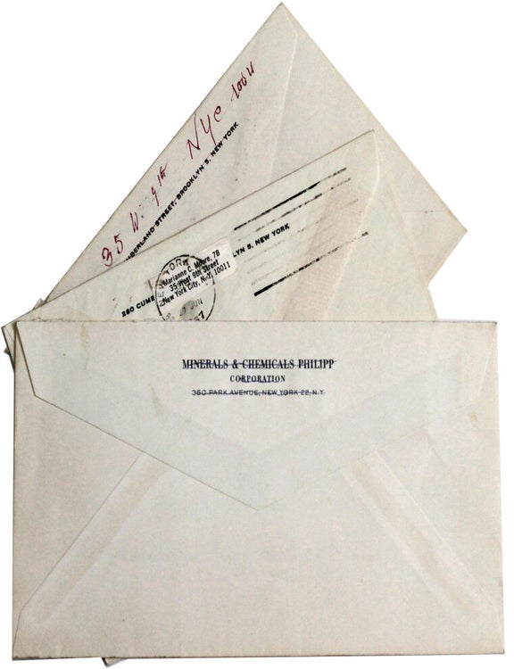 Annotated Letter to NY Times with note to William Targ, her publisher in her hand , 8 envelopes,... (5/5)