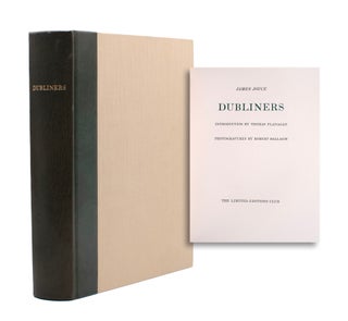 Item #353466 Dubliners. Introduction by Thomas Flanagan. James Joyce