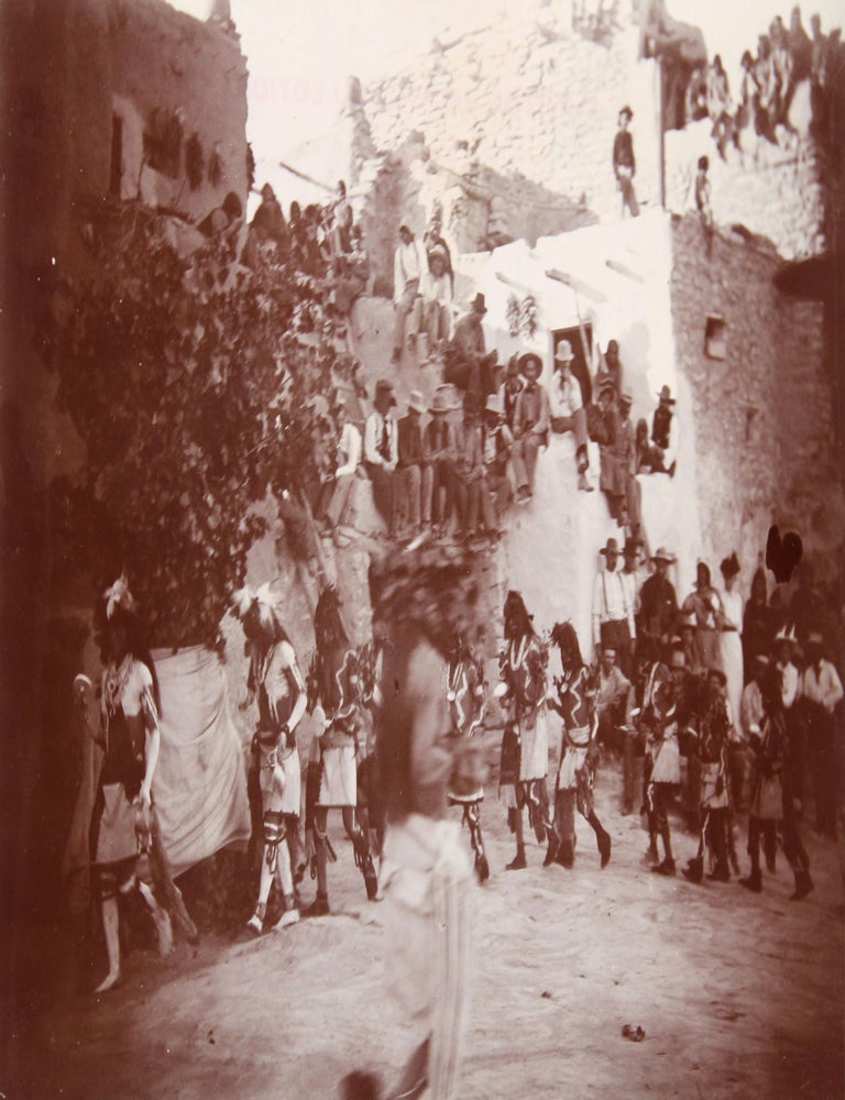 Important group of 14 photographs on the Hopi reservation in Walpi ...