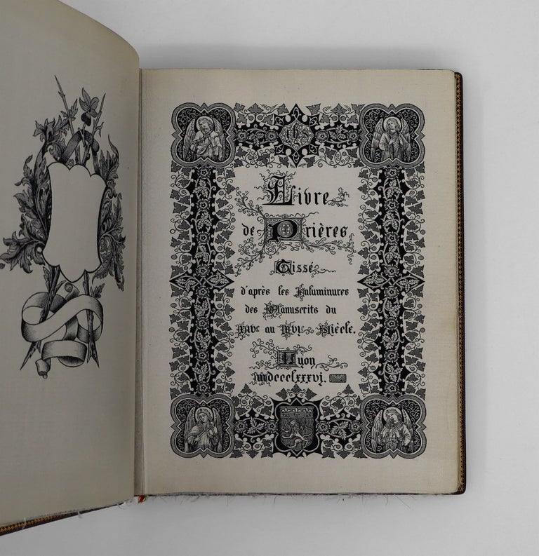 Livre de prières tissé d'après les enluminures des manuscrits du XIVe au XVIe siècle